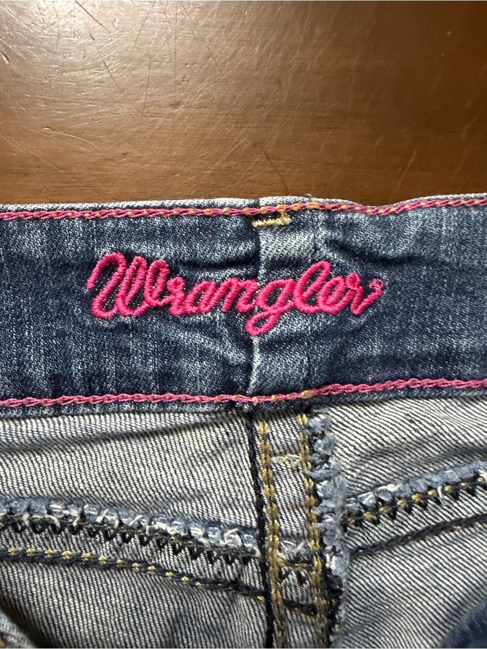 Wrangler Women’s Light Blue Denim Jeans Size 5/6 x 32 style code 09MWZDD midrise - Picture 9 of 12